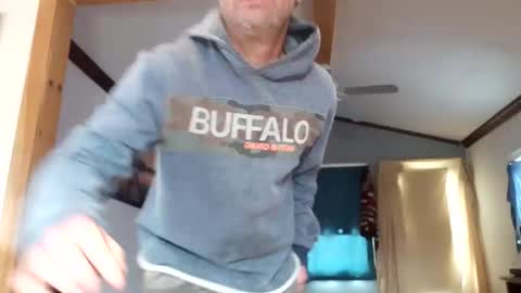 St pierre online show from 4, 4, 2026