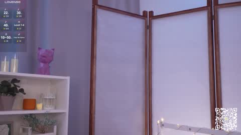 Snapshot of lil_fleur chatting on 17, 11, 2025 LILIAN use my lovense toy and give me plesure online show from 17, 11, 2025