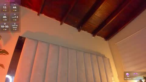 Snapshot of lil_hanna18 chatting on 14, 10, 2025 Hanna online show from 14, 10, 2025