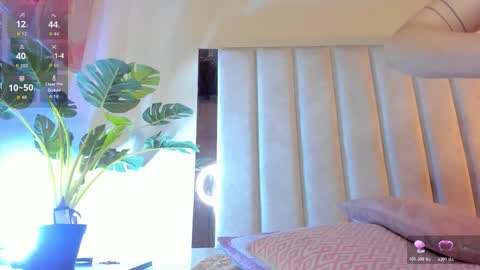 Snapshot of lil_hanna18 chatting on 29, 10, 2025 Hanna online show from 29, 10, 2025