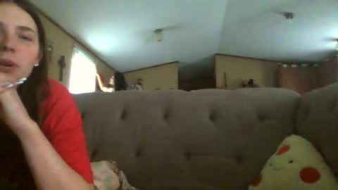 Snapshot of lil_luluvert chatting on 6, 7, 2026 lil_luluvert online show from 6, 7, 2026