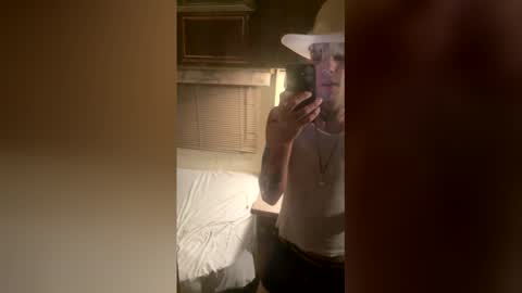 Snapshot of lil_pepino chatting on 8, 6, 2026 lil_pepino online show from 8, 6, 2026