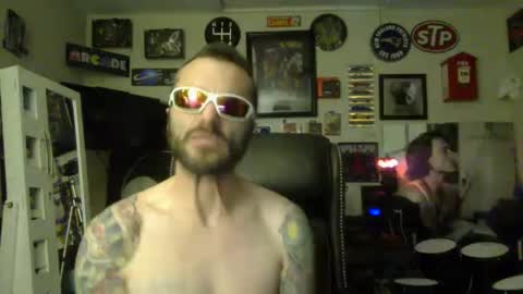 Snapshot of lil_tea_break_6996 chatting on 17, 2, 2025 t online show from 17, 2, 2025