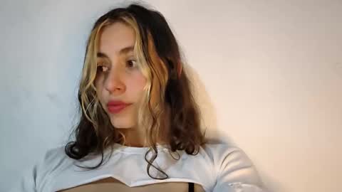 Snapshot of lila_herz chatting on 11, 6, 2026 Ren online show from 11, 6, 2026