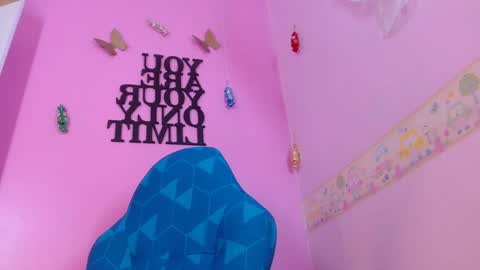 L I L A online show from 23, 1, 2025