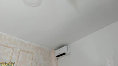 lila bailey  online show from 23, 10, 2025