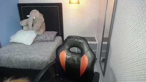 Dove online show from 3, 3, 2025