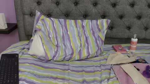 Lilasuni online show from 14, 12, 2024