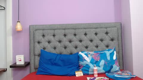 Lilasuni online show from 28, 12, 2024