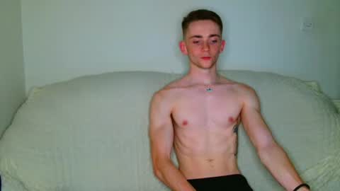 Snapshot of lilbearxxxx chatting on 18, 6, 2026 lilbearxxxx online show from 18, 6, 2026