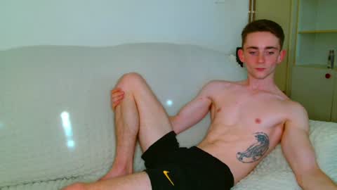 Snapshot of lilbearxxxx chatting on 31, 7, 2026 lilbearxxxx online show from 31, 7, 2026