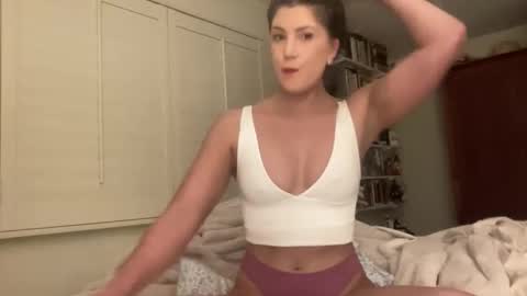 lilbi85_ online show from 5, 2, 2025