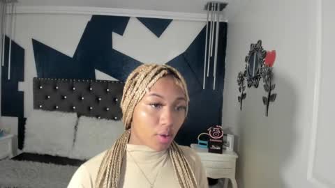 Lili online show from 19, 10, 2025