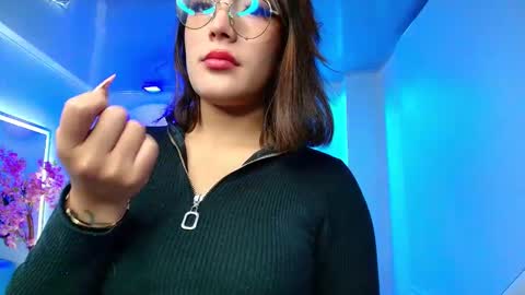 Lili  online show from 30, 10, 2025