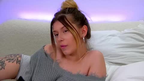 Mia online show from 3, 3, 2025