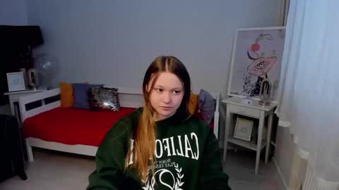 Lilian online show from 3, 3, 2026