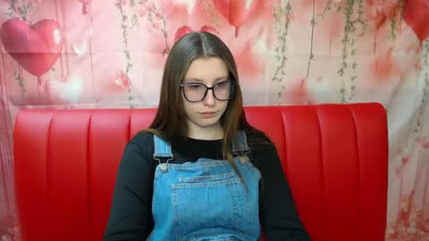 Snapshot of lilianashine chatting on 23, 4, 2026 lilianashine online show from 23, 4, 2026