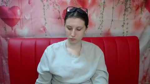 Snapshot of lilianashine chatting on 13, 5, 2026 lilianashine online show from 13, 5, 2026