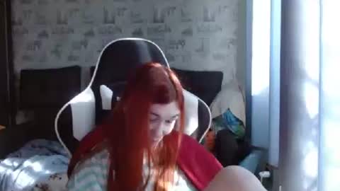 liliawoolf online show from 18, 2, 2025