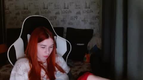 liliawoolf online show from 21, 2, 2025