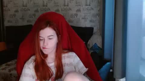 liliawoolf online show from 22, 2, 2025