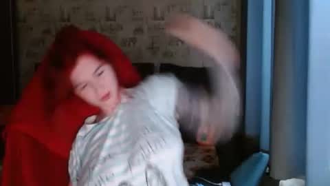 liliawoolf online show from 4, 3, 2025