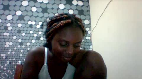 Snapshot of liligal chatting on 16, 6, 2026 liligal online show from 16, 6, 2026