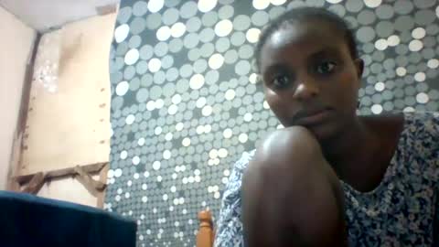 Snapshot of liligal chatting on 7, 7, 2026 liligal online show from 7, 7, 2026