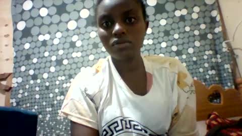 Snapshot of liligal chatting on 12, 7, 2026 liligal online show from 12, 7, 2026
