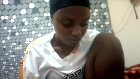 Snapshot of liligal chatting on 16, 7, 2026 liligal online show from 16, 7, 2026