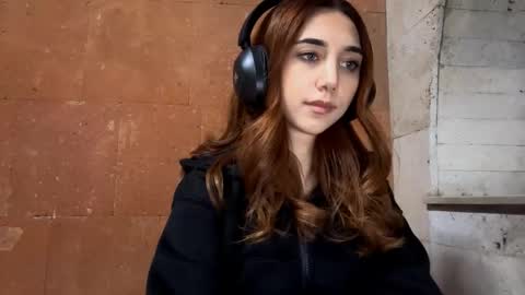 Lina online show from 13, 9, 2025