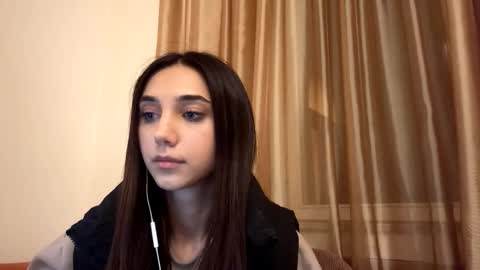 Lina online show from 29, 9, 2025