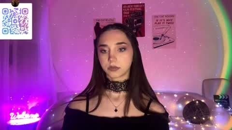 Lina online show from 14, 4, 2026