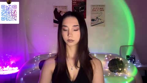 Lina online show from 17, 4, 2026