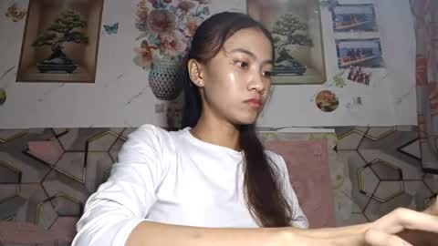 Evelyn online show from 31, 5, 2026