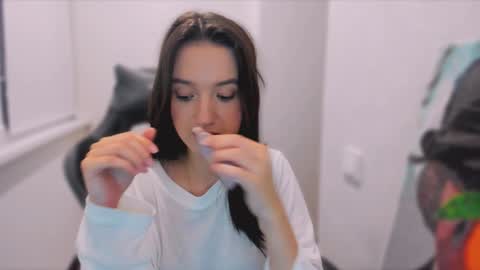             ...  online show from 14, 1, 2025