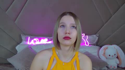 LiliLinn online show from 11, 3, 2025