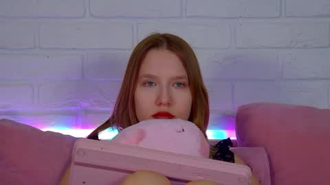 Snapshot of lililinn chatting on 28, 4, 2026 LiliLinn online show from 28, 4, 2026