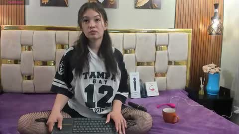 Snapshot of lilimini032 chatting on 11, 5, 2026 lilimini online show from 11, 5, 2026