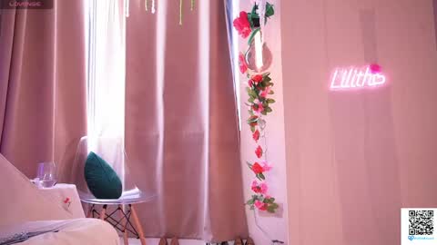 Snapshot of lilith__rosse chatting on 21, 4, 2026 Lilith Rosse online show from 21, 4, 2026
