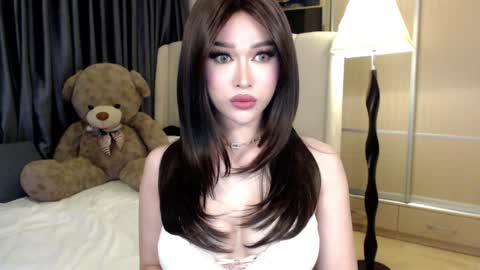 QUEEN LILITH BORBON online show from 8, 1, 2025