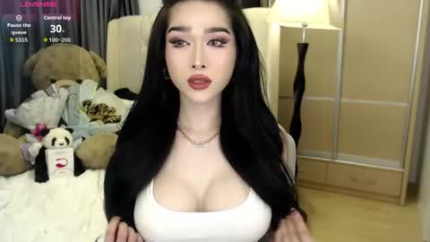 QUEEN LILITH BORBON online show from 10, 7, 2026
