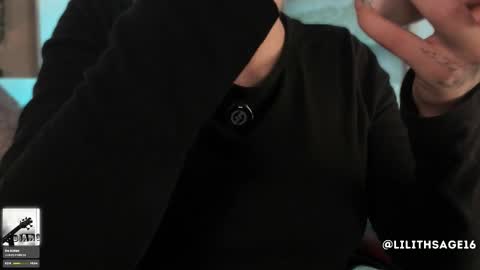 lilith_sage_ online show from 27, 11, 2025