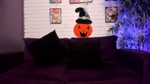 lilithmuller_ online show from 10, 10, 2025