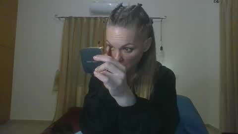 lilithnewdawn online show from 9, 2, 2026