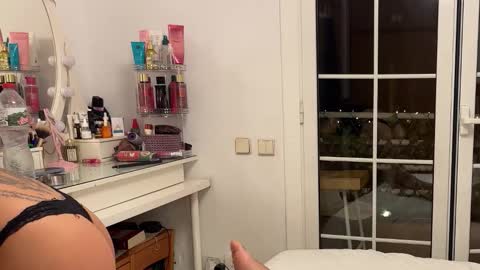 Snapshot of lilithvesper chatting on 17, 12, 2025 Lilith Marco online show from 17, 12, 2025