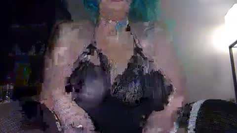 Lilith Vanity Vierra online show from 18, 10, 2025