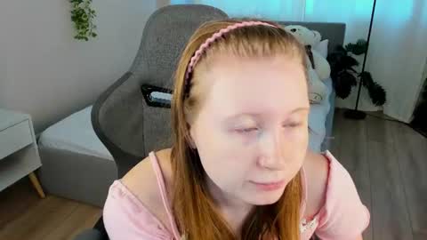 Snapshot of lilitiny chatting on 8, 8, 2026 Lili Tiny GMT2 3-10AM MonTueWedThuSat online show from 8, 8, 2026