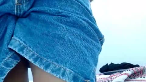 liliva18gina online show from 24, 9, 2025