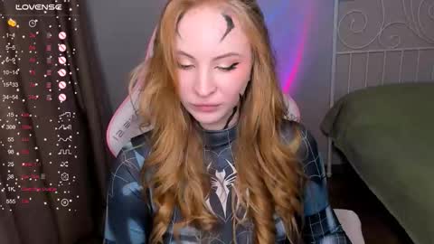 Snapshot of lilkitty_melanie chatting on 31, 10, 2025 Melanie online show from 31, 10, 2025